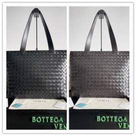 Picture of Bottega Veneta Handbags _SKUfw184063652fw